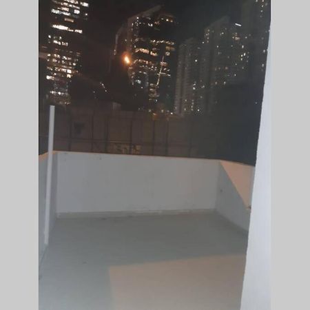 Appartement Magnifique Studio avec grande terasse à Tel-Aviv Extérieur photo